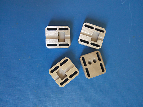 Kovar-ＣＮＣ精密件?。福兀矗埃兀玻?></div><!--展示圖片盒子-->
            <div   class=
